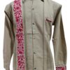 Guayabera en lino, con una tira bordada a mano de San Antonino