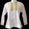 Guayabera en lino, con pechera bordada a mano de San Antonino