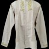 Guayabera en lino, con pechera bordada a mano de San Antonino