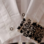 Guayabera en lino, con una tira bordada a mano de San Antonino - Imagen 2
