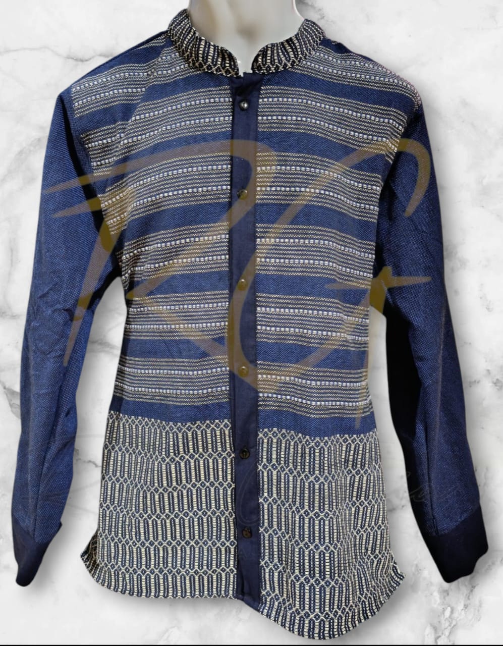 Camisa tejida en telar de pedal, con labrado de panal - Imagen 4