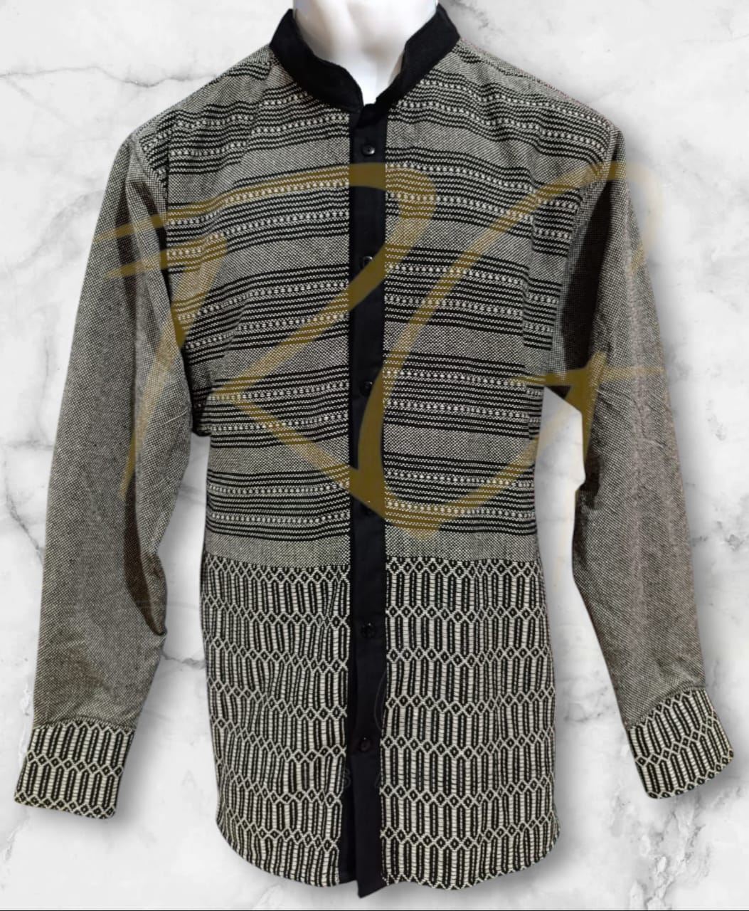 Camisa tejida en telar de pedal, con labrado de panal - Imagen 3