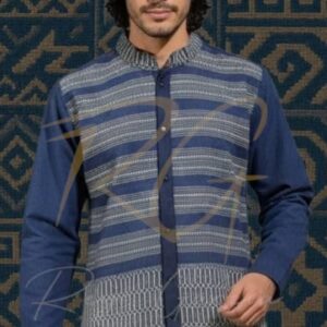 Camisa tejida en telar de pedal, con labrado de panal