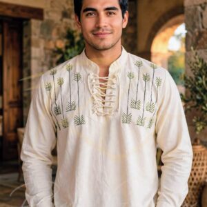 Camisa de manta con magueyes bordados a mano